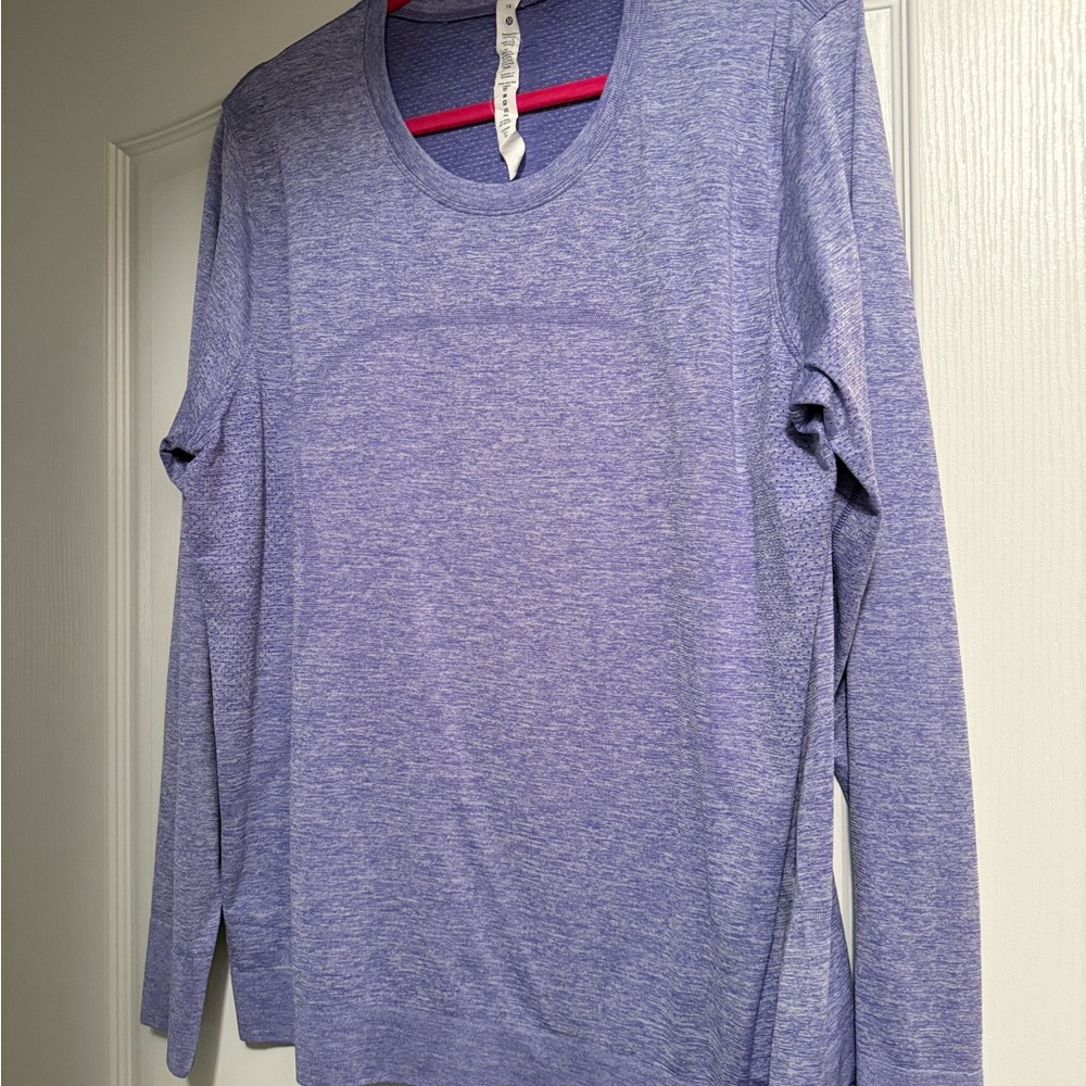 Lululemon Athletica Fitted Purple Long Sleeve Tee